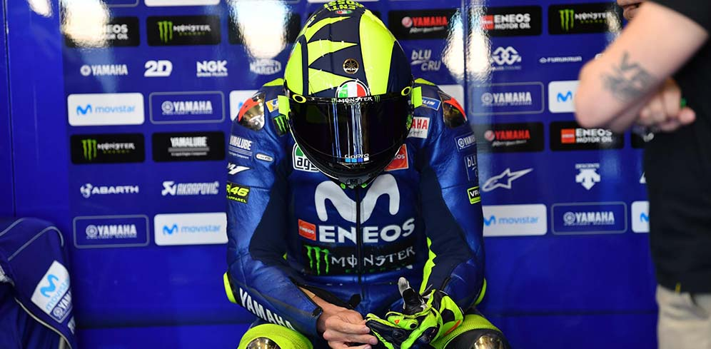 Gagal di Jerez, Rossi Marah Di Paddock Yamaha thumbnail